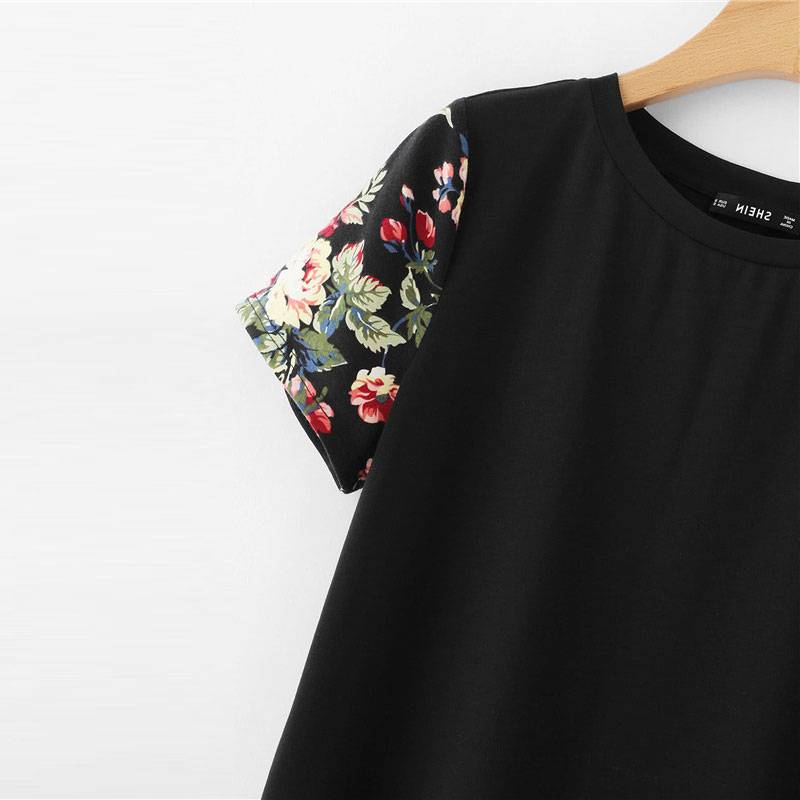 Women's Black Floral Print T-Shirt