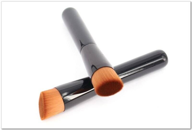 Professional Beveled Makeup Brush Professional Beveled Makeup Brush