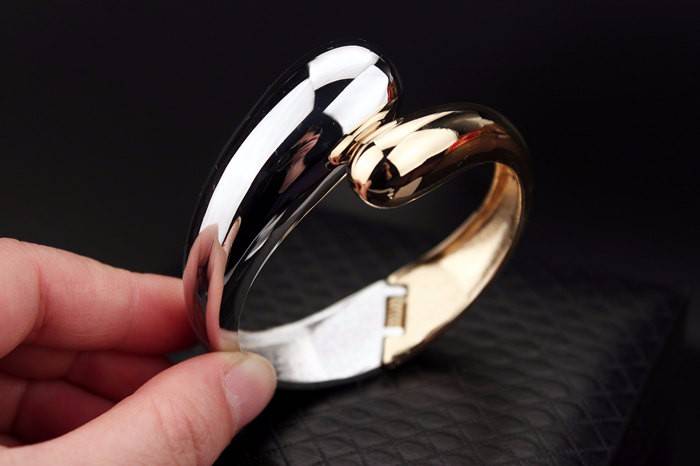Women's Fashion Opened Bangle Bracelet