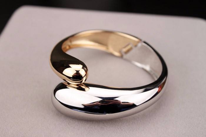Women's Fashion Opened Bangle Bracelet