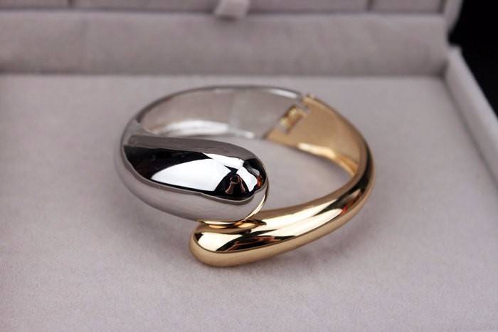 Women's Fashion Opened Bangle Bracelet